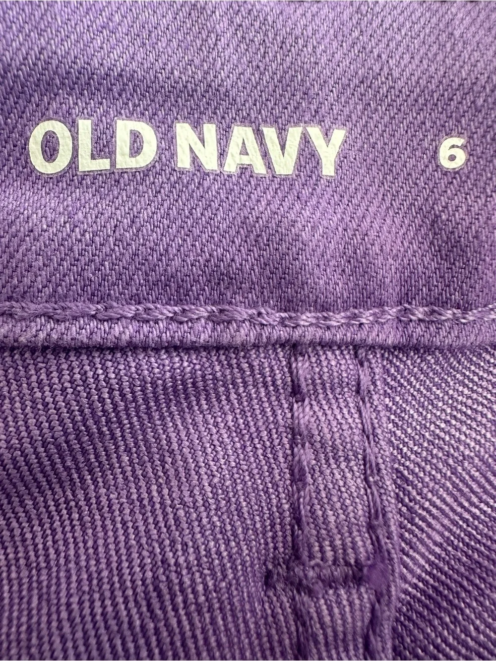 Old Navy Purple Women's High Rise Shorts Size 6
